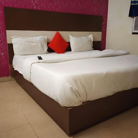 Aerocity Grand Ню Делхи Екстериор снимка
