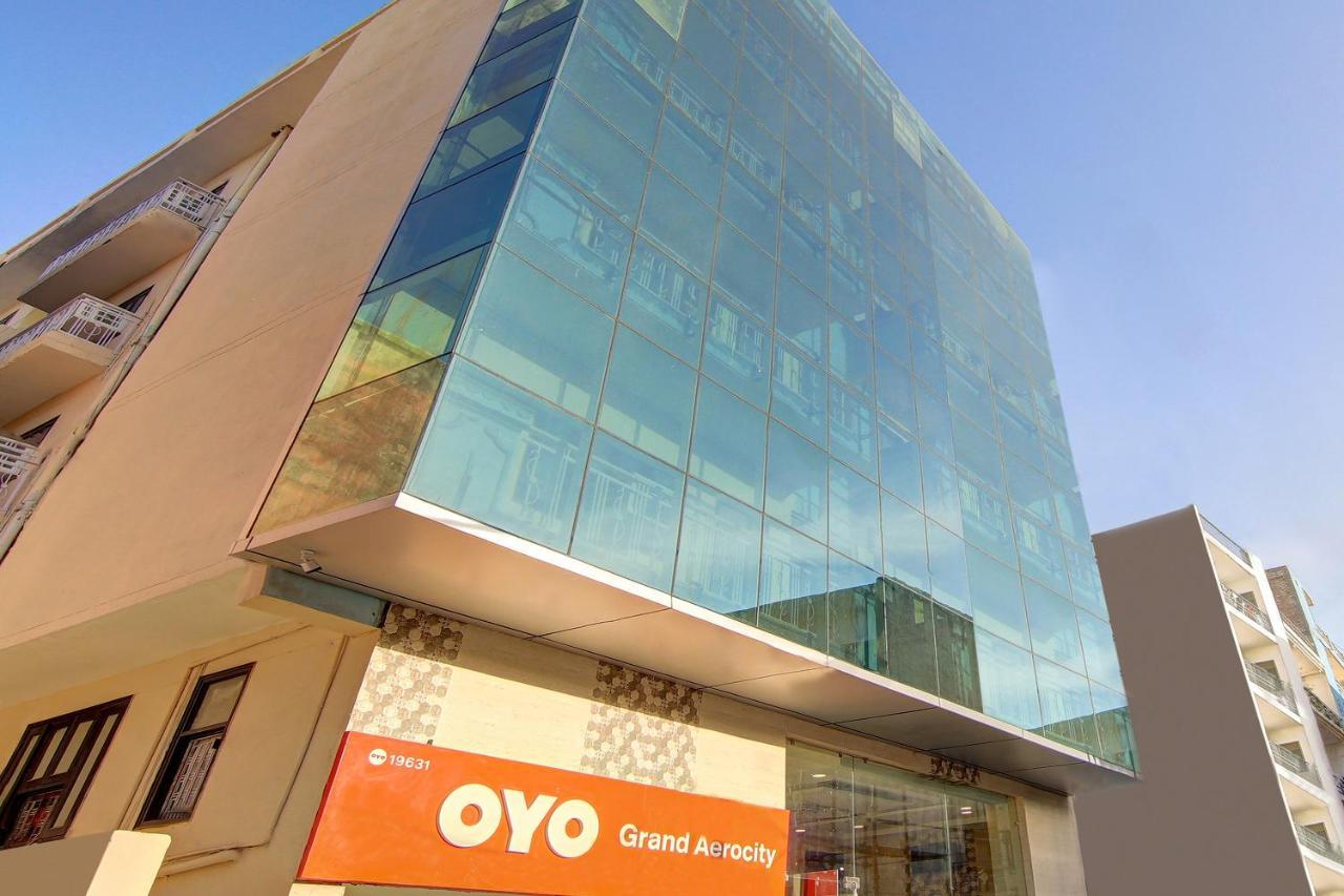Aerocity Grand Ню Делхи Екстериор снимка