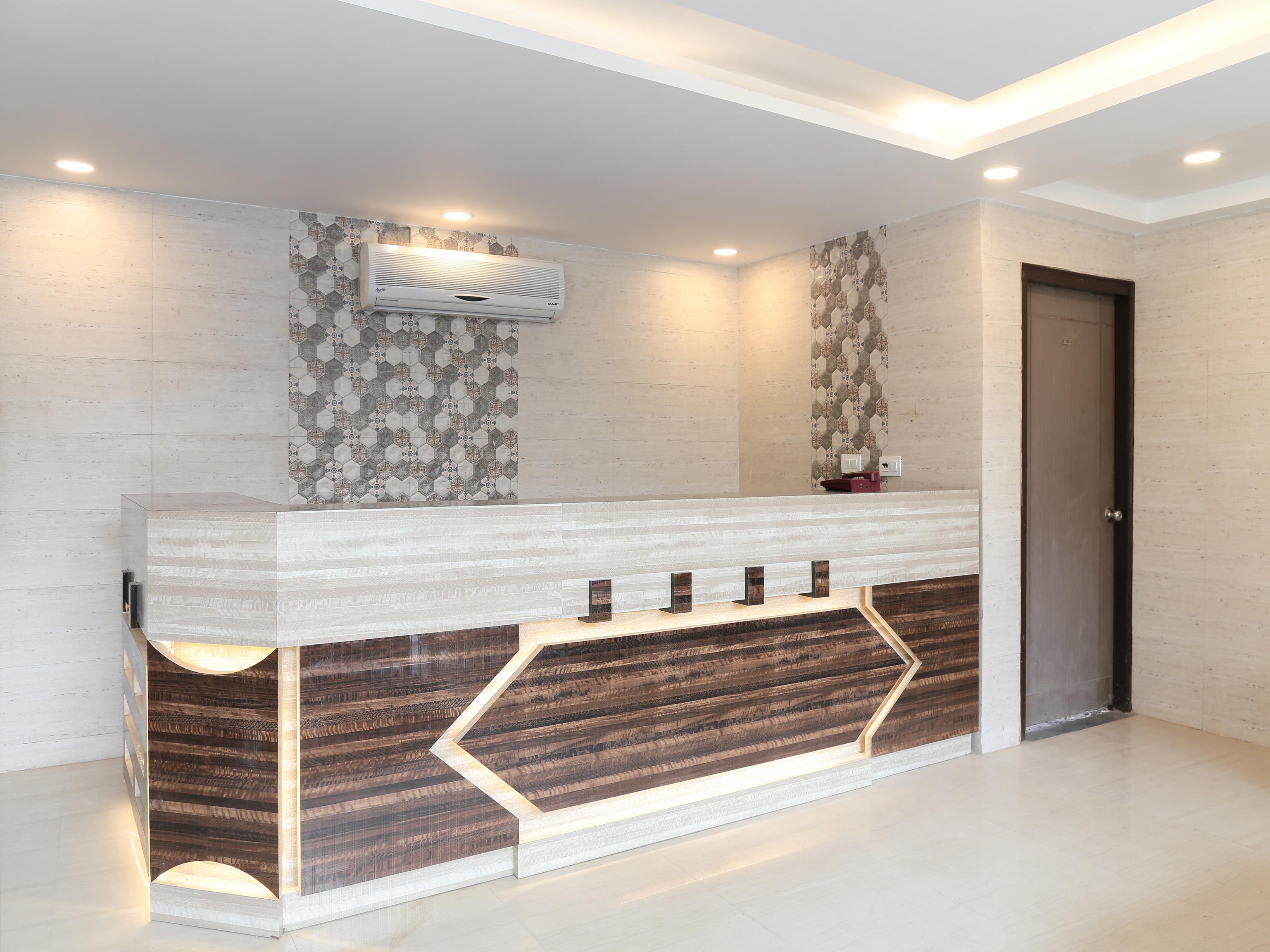 Aerocity Grand Ню Делхи Екстериор снимка